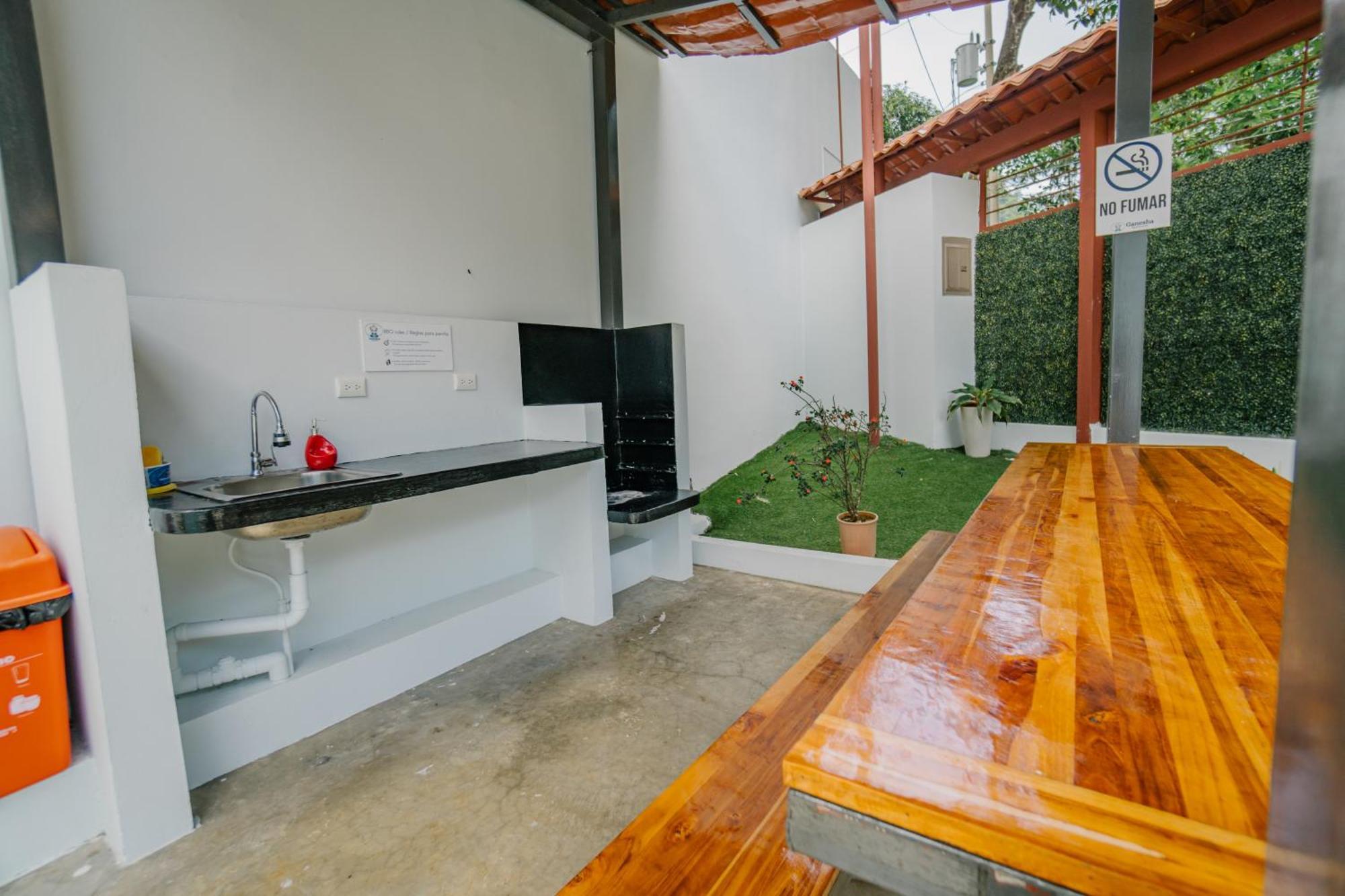 Apartamentos Ganesha Jacó Εξωτερικό φωτογραφία